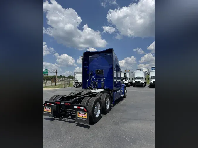 2022 Peterbilt 579