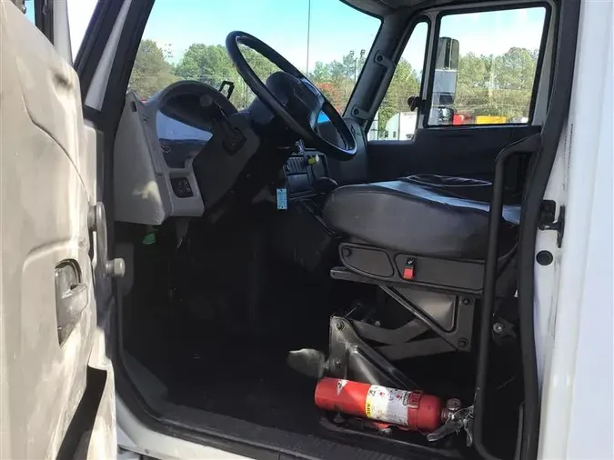 2019 INTERNATIONAL 4300