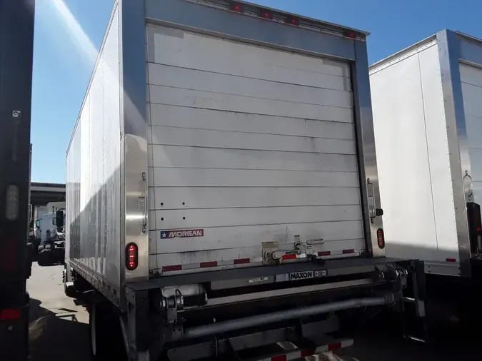 2019 FREIGHTLINER M2 106