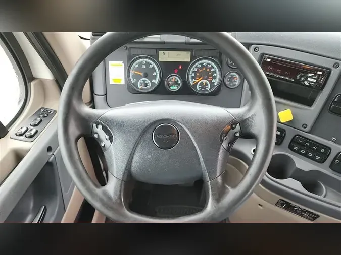 2018 FREIGHTLINER CA12562DC
