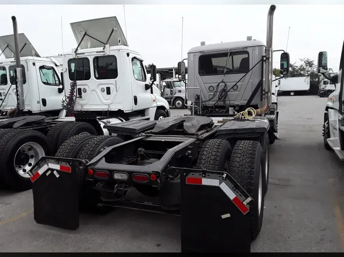 2017 MACK TRUCKS, INC. CXU600