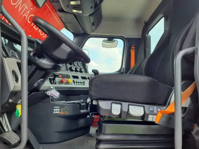 2019 FREIGHTLINER NEW CASCADIA PX12664