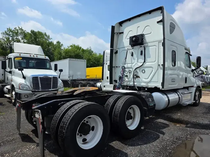 2019 FREIGHTLINER NEW CASCADIA PX12664