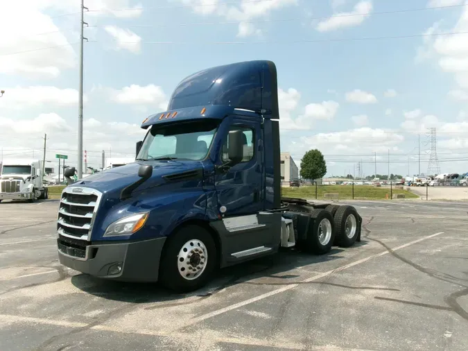 2022 Freightliner Cascadia05ae118a3e48f978e693cd068a1cd5a8