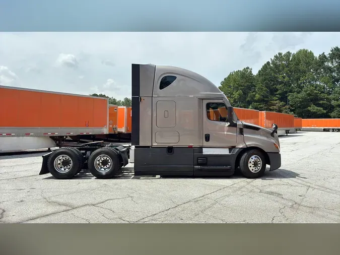 2023 Freightliner Cascadia 12605afcd2f08baf56fa32c566b746976ef