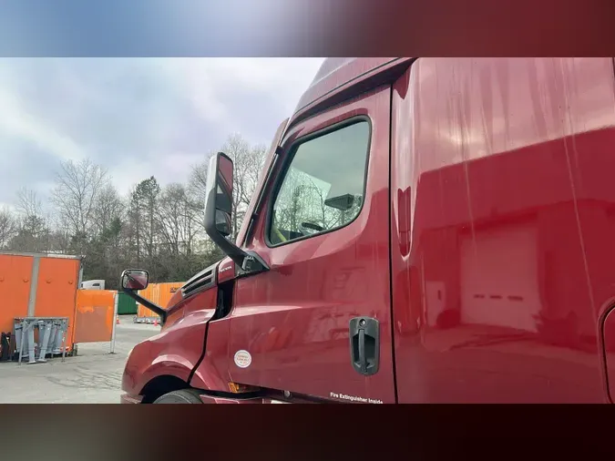 2023 Freightliner Cascadia 12605b3f7196727d03b93e5ff0432abaad1