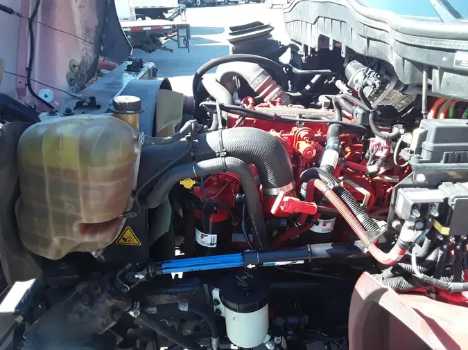 2020 NAVISTAR INTERNATIONAL MV607 (4X2)