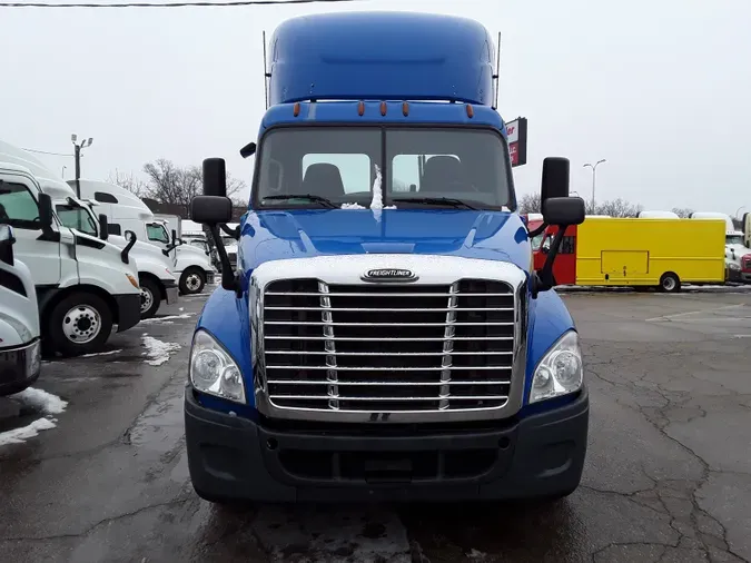 2017 FREIGHTLINER/MERCEDES CASCADIA 125