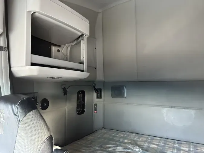 2021 Kenworth T680