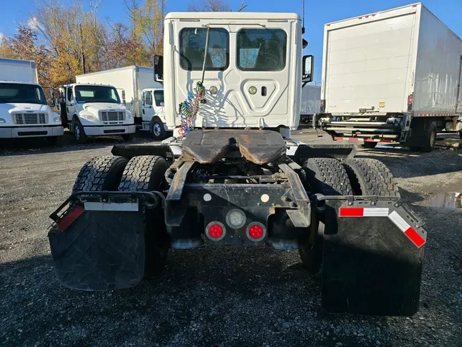 2018 FREIGHTLINER/MERCEDES CASCADIA 113