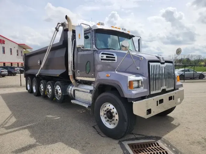 2017 Western Star 4700