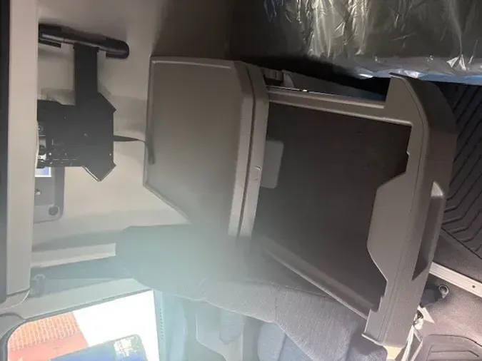 2026 VOLVO TRUCK VNL64TV04