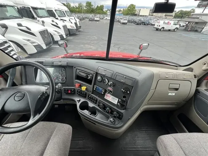 2018 FREIGHTLINER CASCADIA