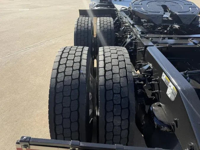 2019 Peterbilt 57905d063bbcec5a7d3ba01f5de670e9ac6