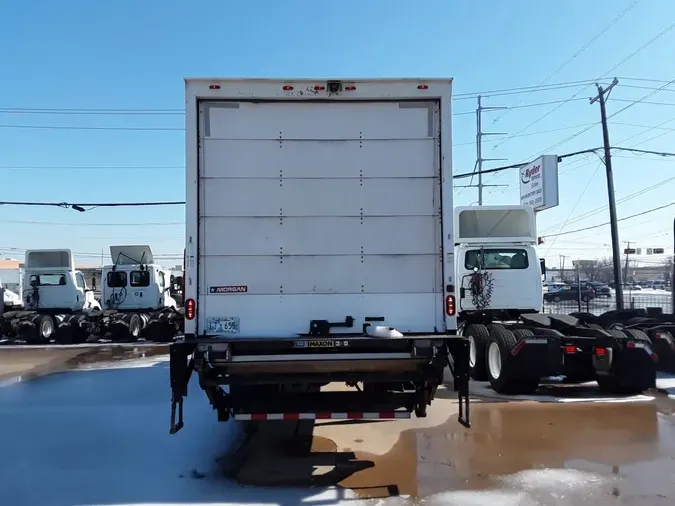 2018 FREIGHTLINER/MERCEDES M2 106