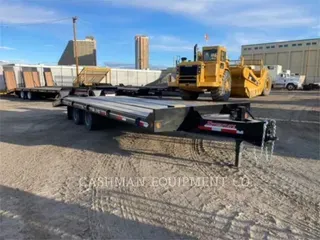 2020 Interstate TRAILERS 24DT