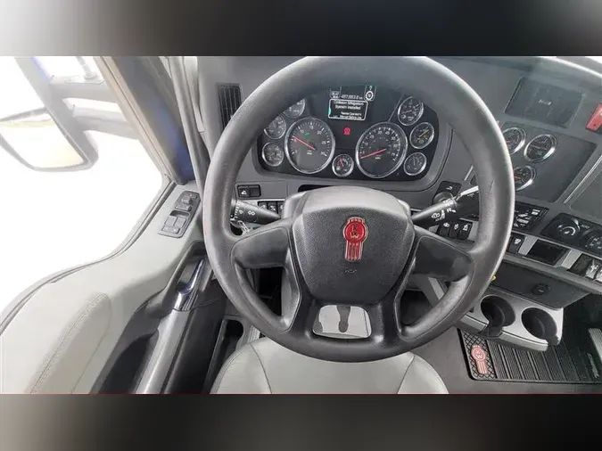 2021 KENWORTH T680