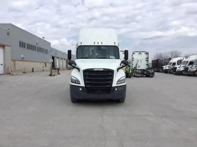 2022 Freightliner Cascadia