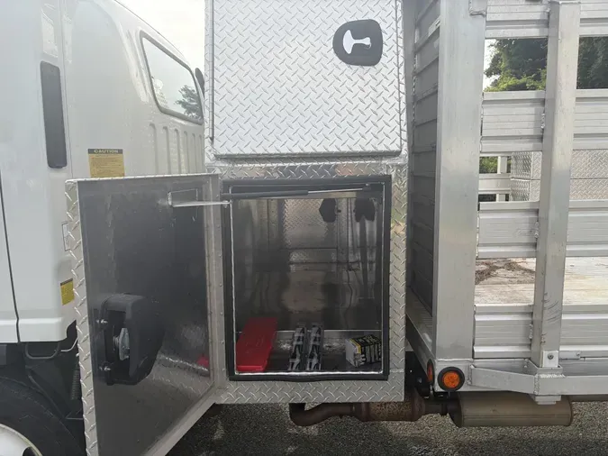 2024 Isuzu NPR-HD