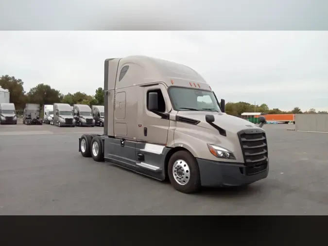 2025 Freightliner Cascadia 12605d7e4e87f03cfedeed3845fb850fd59