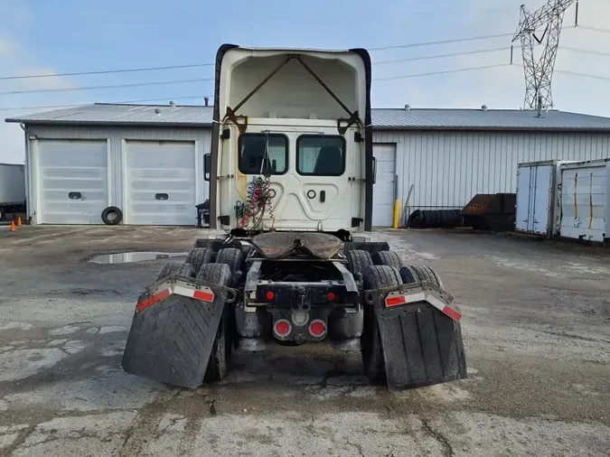 2019 FREIGHTLINER/MERCEDES CASCADIA 125