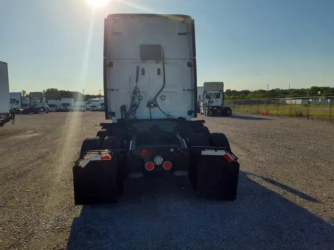2020 FREIGHTLINER CASCADIA 125