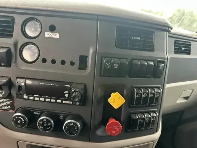2021 Peterbilt 567