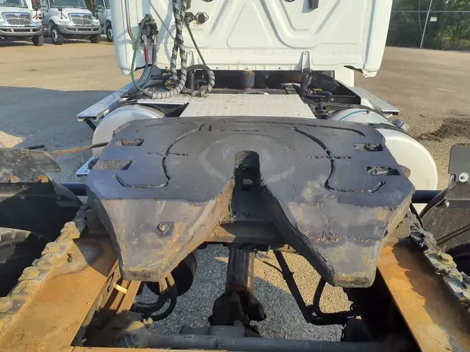 2020 FREIGHTLINER CASCADIA 113