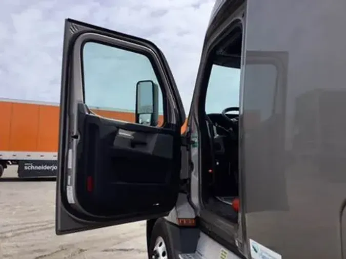 2021 Freightliner Cascadia