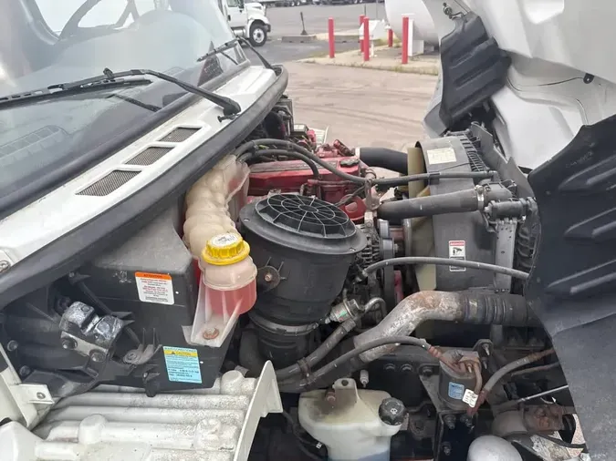 2020 FREIGHTLINER/MERCEDES M2 106