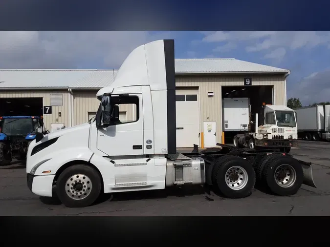 2018 Volvo VNL300