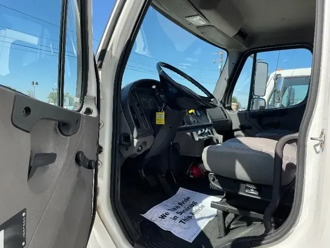 2017 Freightliner M2