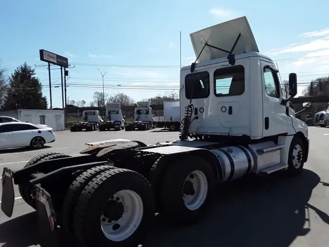 2021 FREIGHTLINER/MERCEDES NEW CASCADIA PX1266405e839ab6e4039bade4ecf73f19477a7