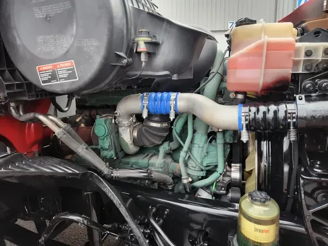 2022 VOLVO VNR64T30005e8bfa7b8bc23814e6c5261e23c7c71