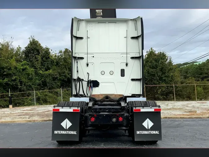 2022 INT LT625 6x4