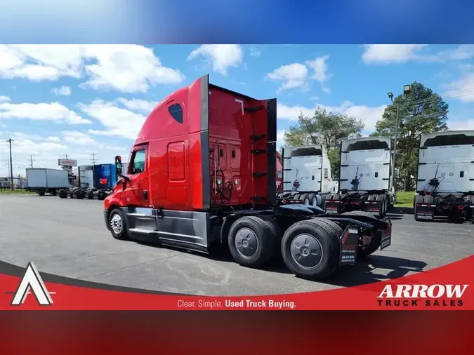 2023 FREIGHTLINER CA126