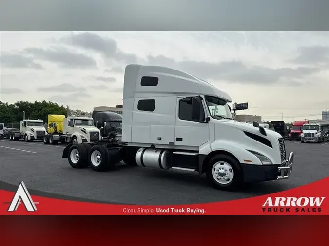 2019 VOLVO VNL760