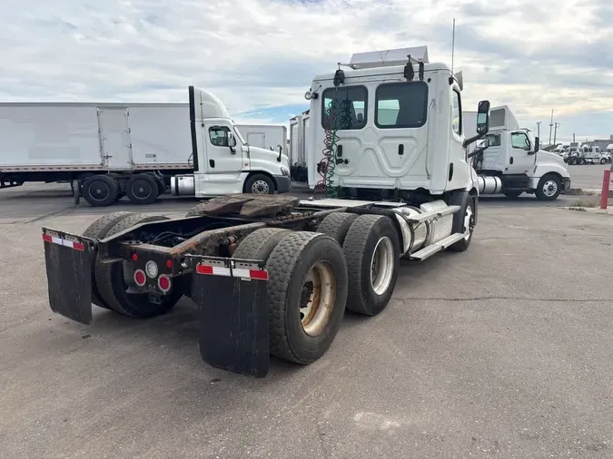 2019 FREIGHTLINER/MERCEDES NEW CASCADIA 116