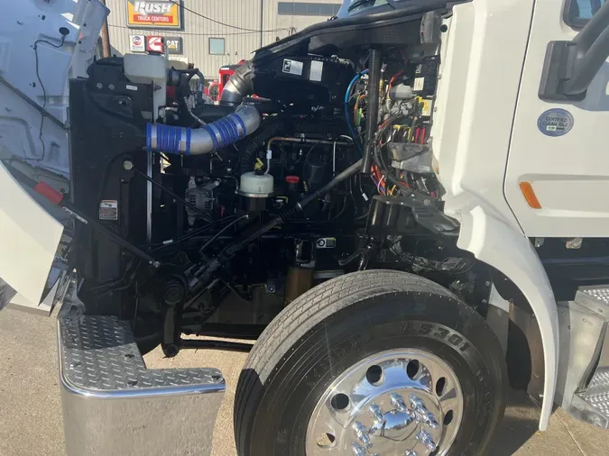 2020 Peterbilt 567