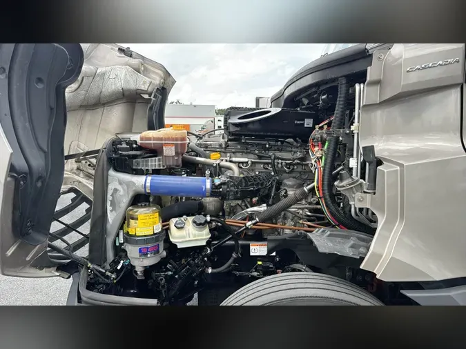 2023 Freightliner Cascadia 12605f2443b6ae854066c37d476a026756f