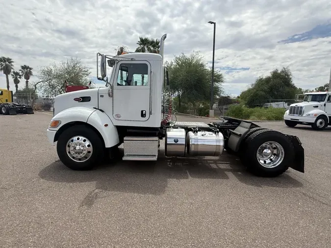2019 Peterbilt 337