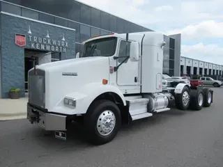 2017 Kenworth T800