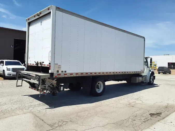2018 FREIGHTLINER M2 106