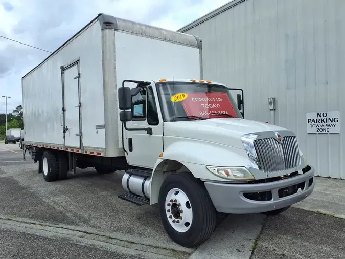 2019 NAVISTAR INTERNATIONAL 4300