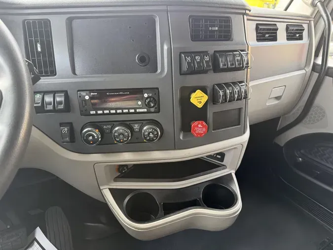 2024 Peterbilt 579