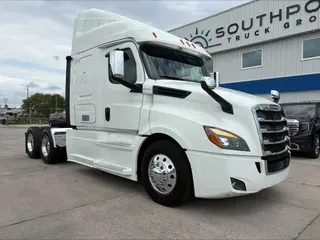2020 Freightliner Cascadia 126