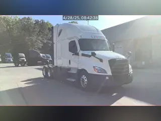 2021 Freightliner Cascadia