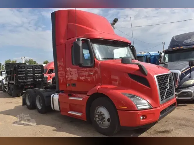 2021 VOLVO VNR64T30005fd5c957f3d5a4af47c06dedcef813d