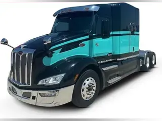 2022 Peterbilt 579