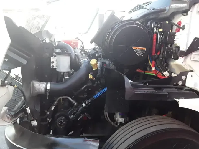 2019 NAVISTAR INTERNATIONAL RH613 DAYCAB S/A